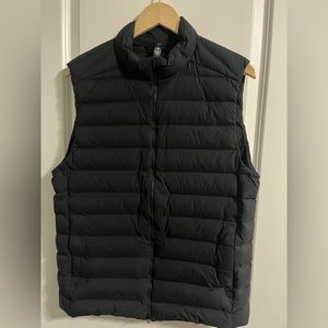 Mens lululemon navigation down vest size medium